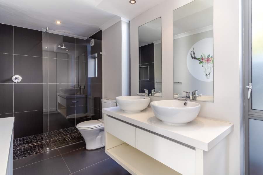 3 Bedroom Property for Sale in Vrykyk Western Cape